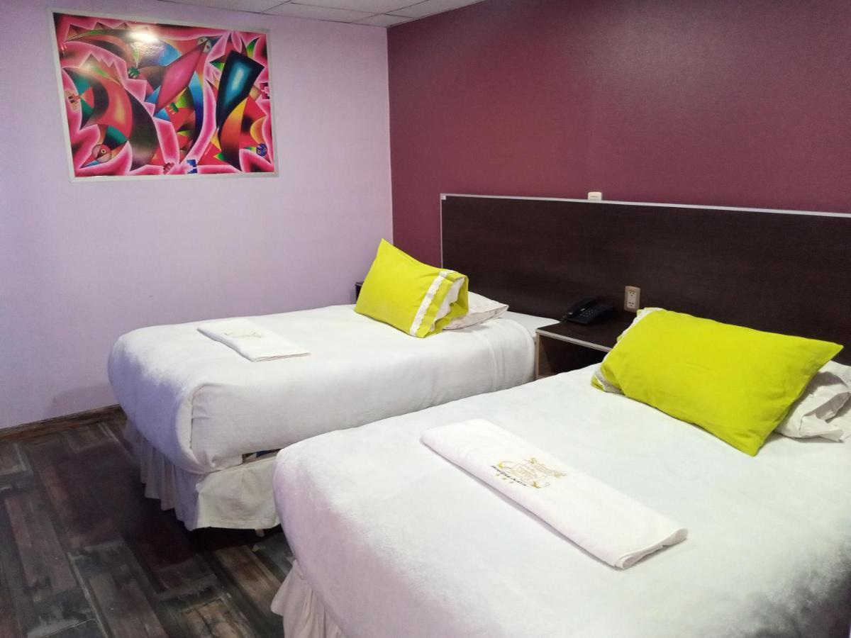 Hostal Naval Hotel La Paz Bagian luar foto